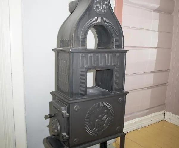 Slusevaktarbolig * Lunde (Telemark)