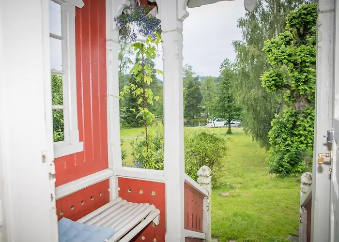 Slusevaktarbolig Lunde (Telemark)